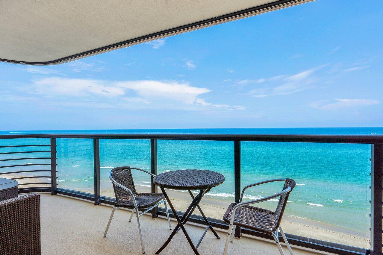 MARBELLA CONDO - Residential