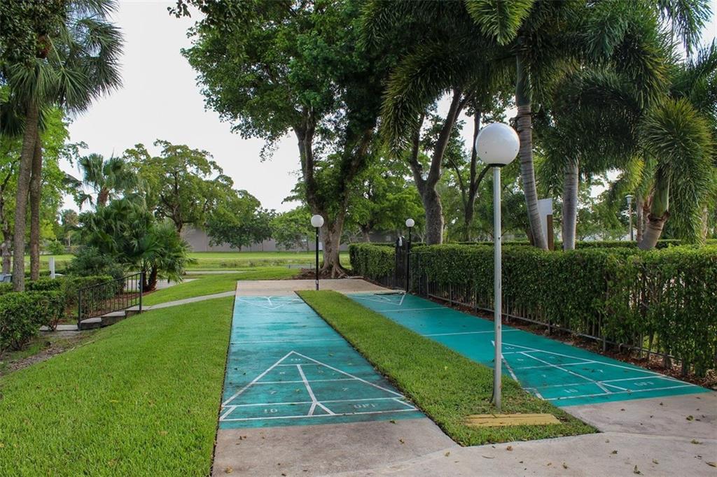 Palm Aire Country Club - Residential