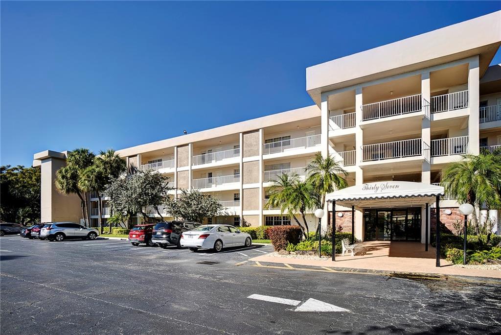 Palm Aire Country Club - Residential