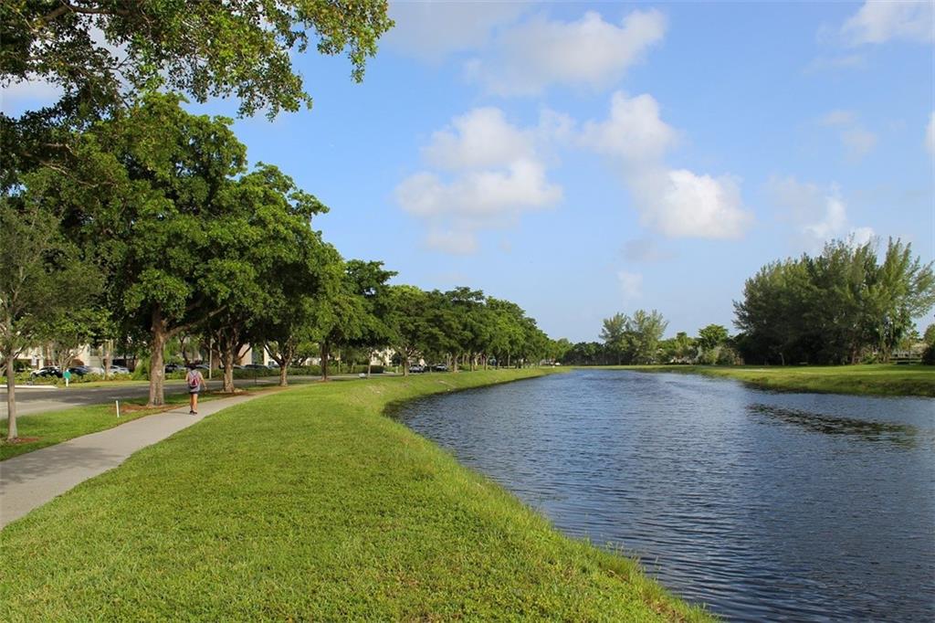 Palm Aire Country Club - Residential