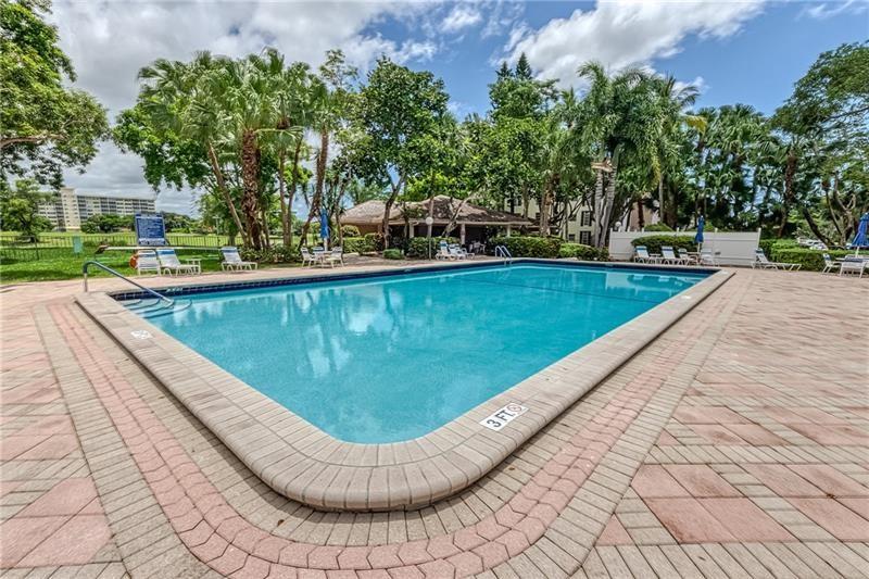 Palm Aire Country Club - Residential