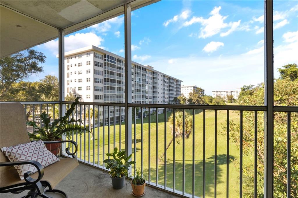 Palm Aire Country Club - Residential