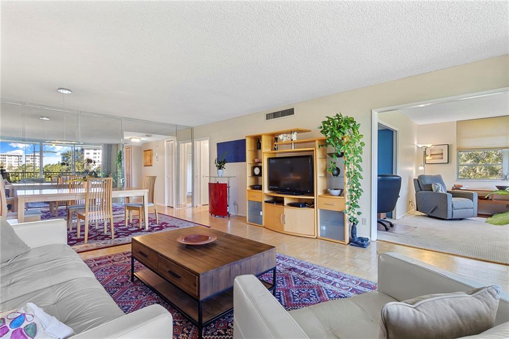 Palm Aire Country Club - Residential