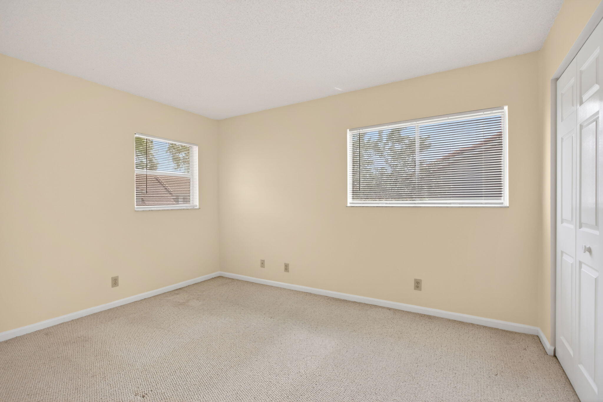 HOLIDAY SPRINGS VILLAGE - Residential