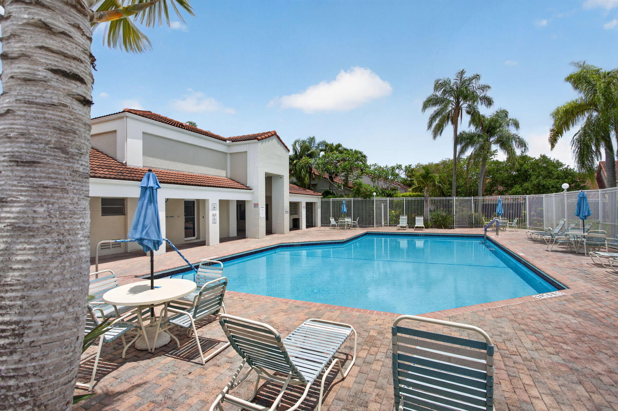 HOLIDAY SPRINGS VILLAGE - Residential