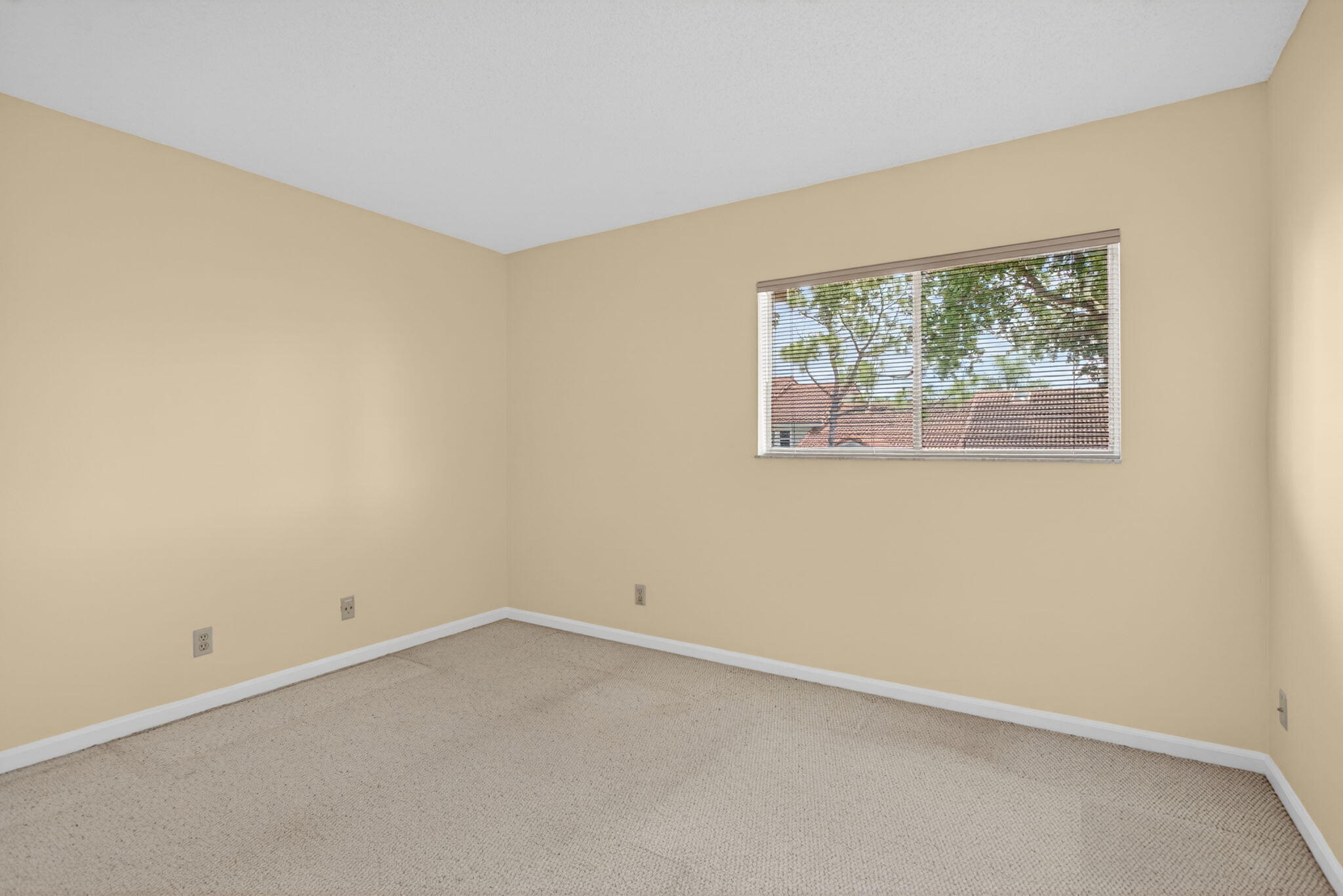 HOLIDAY SPRINGS VILLAGE - Residential