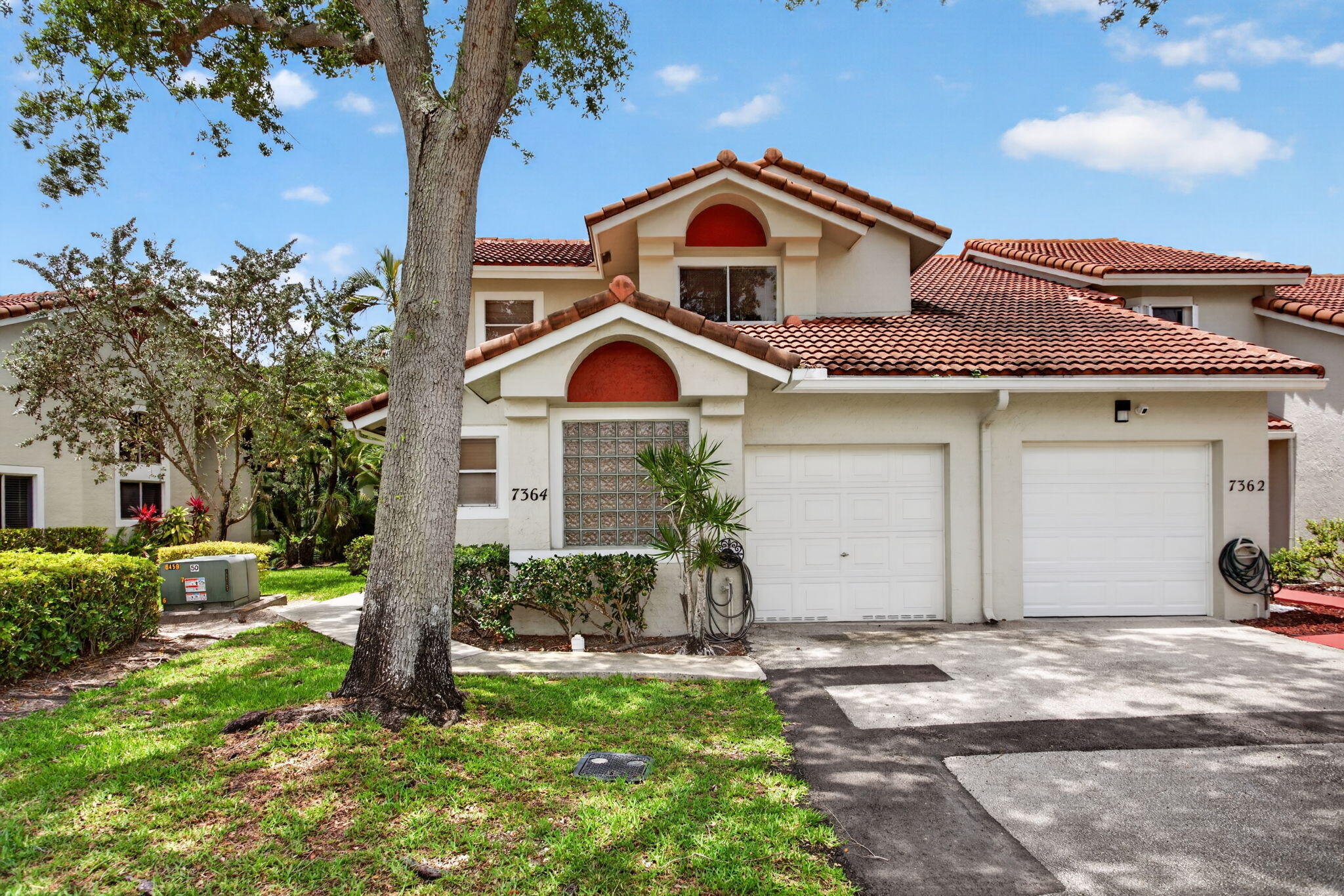 HOLIDAY SPRINGS VILLAGE - Residential
