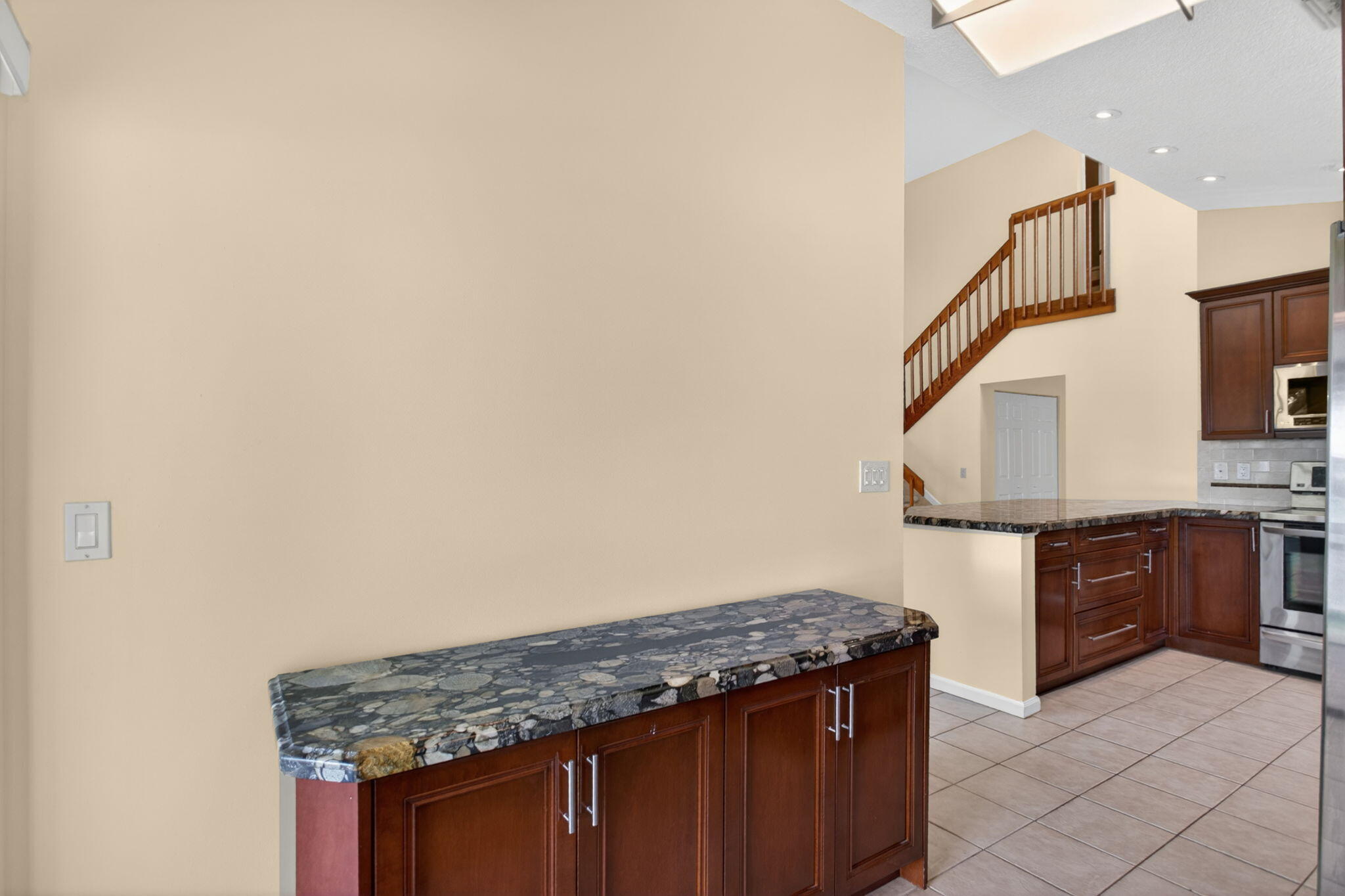 HOLIDAY SPRINGS VILLAGE - Residential