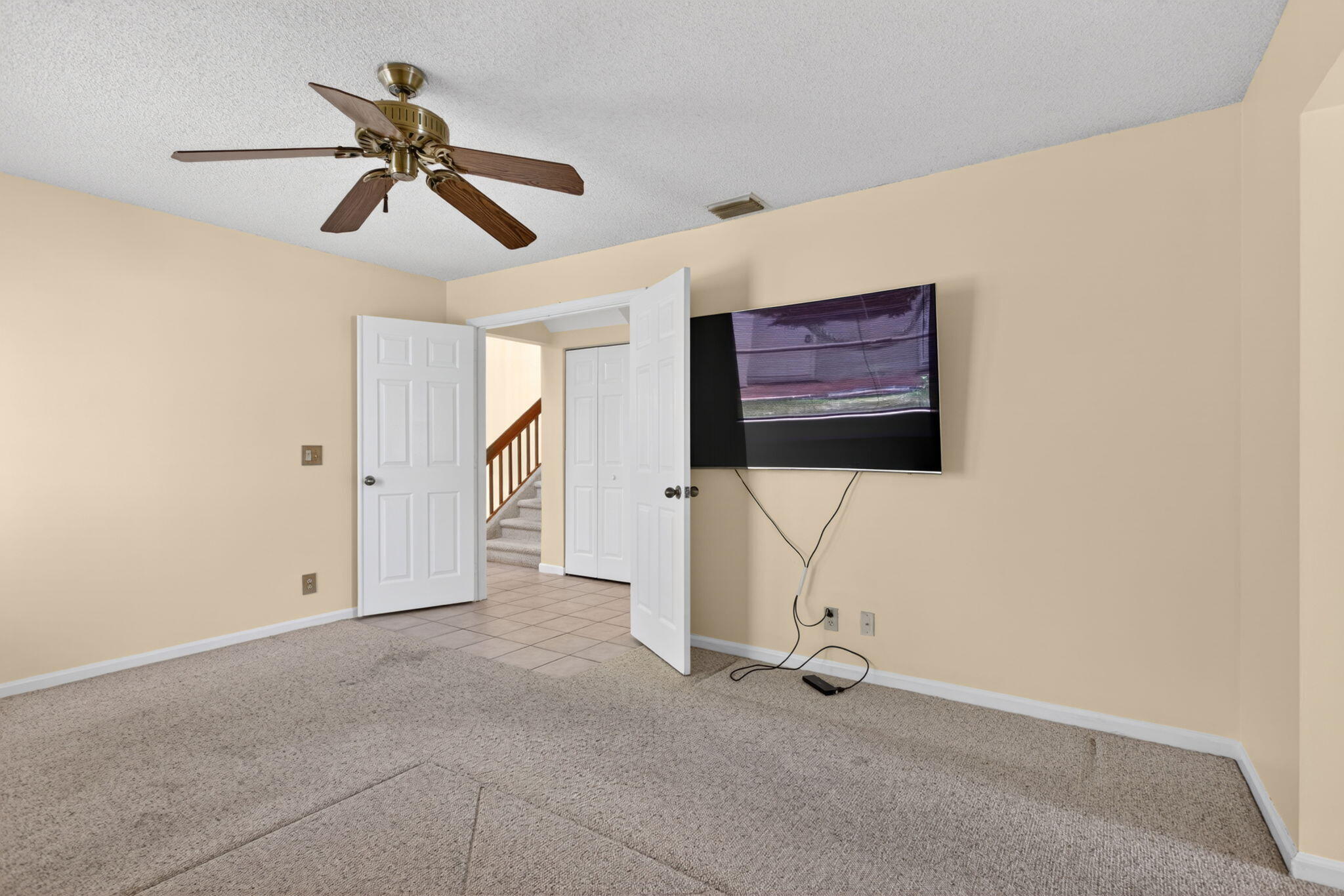 HOLIDAY SPRINGS VILLAGE - Residential