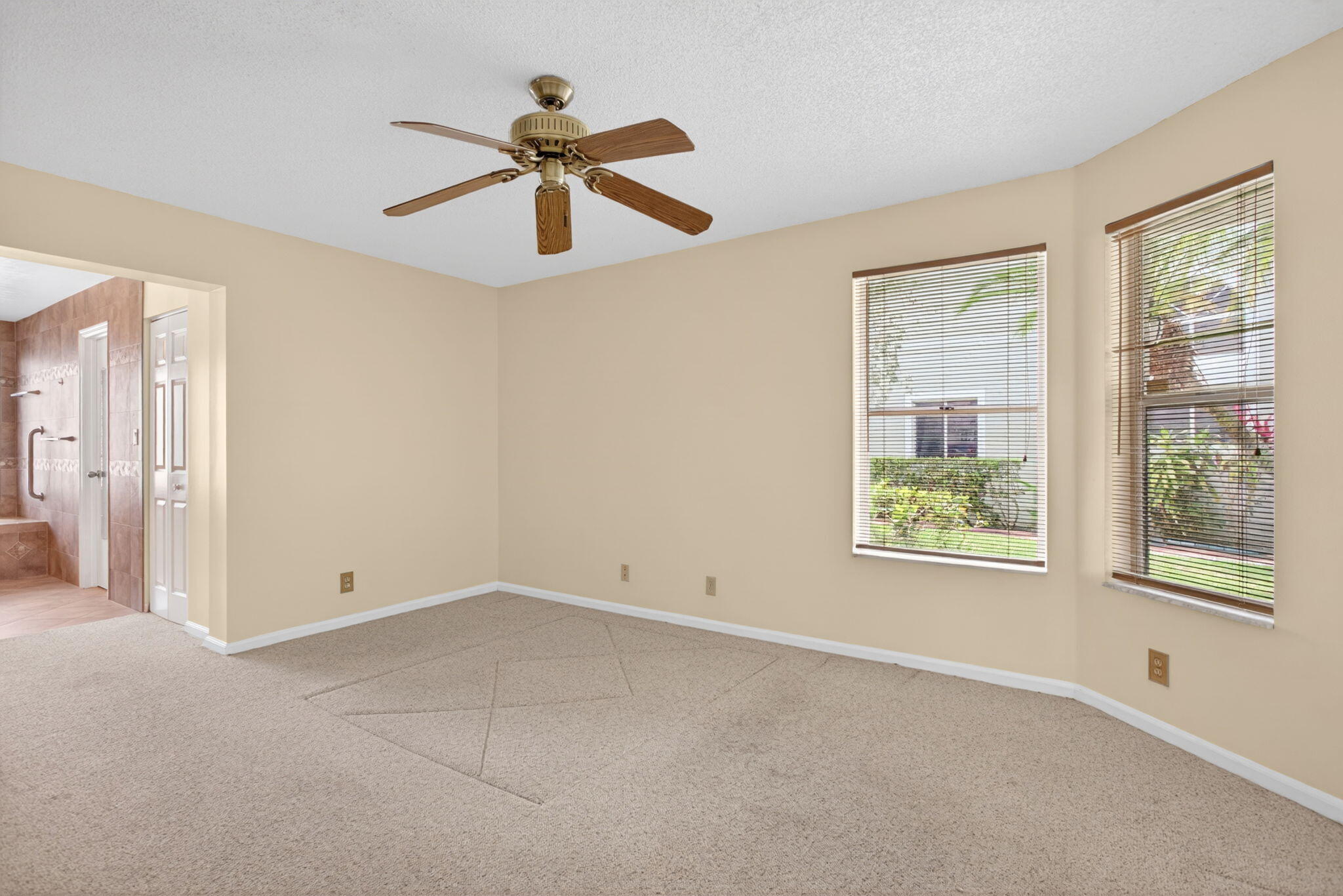 HOLIDAY SPRINGS VILLAGE - Residential