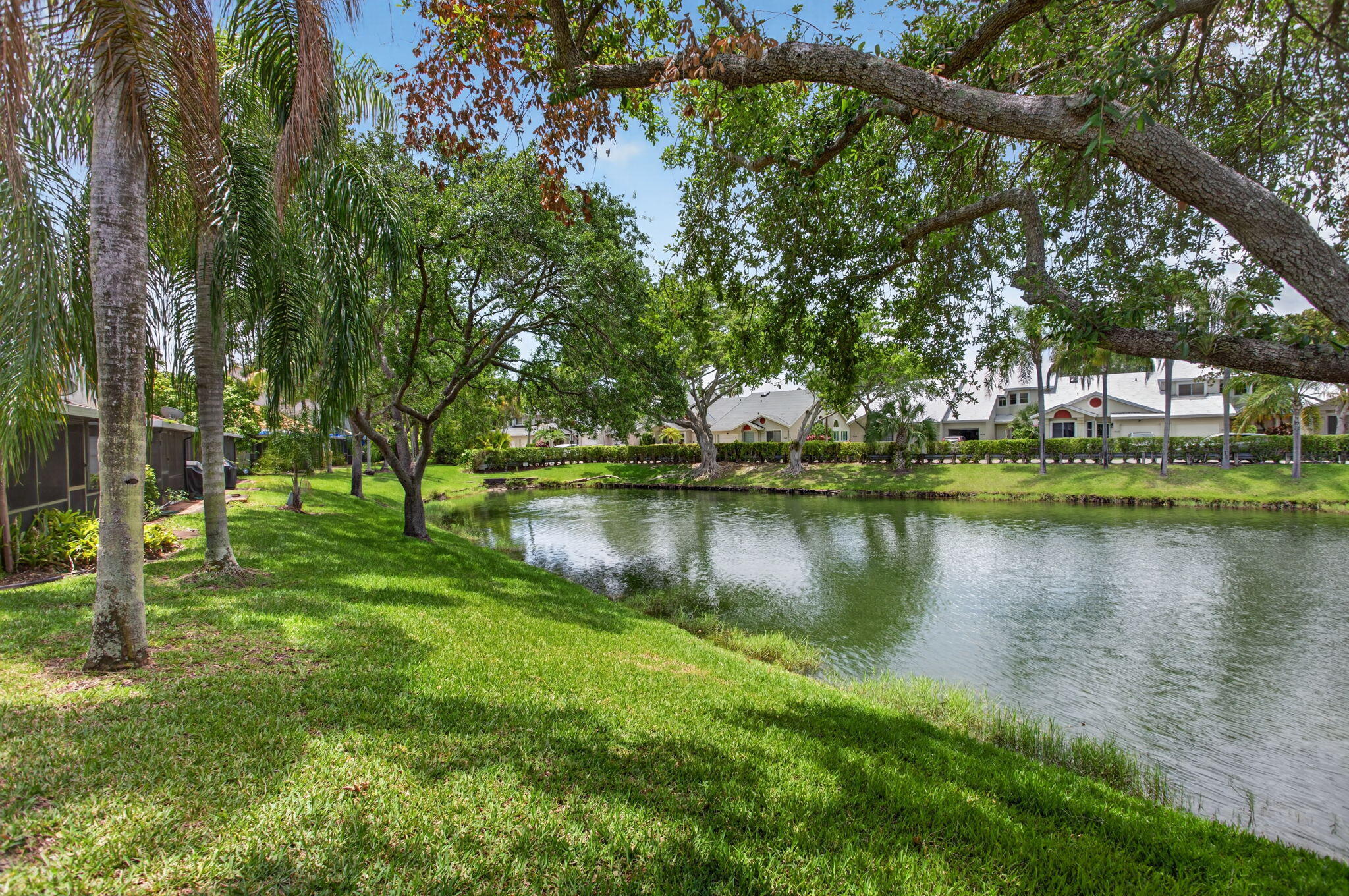 HOLIDAY SPRINGS VILLAGE - Residential