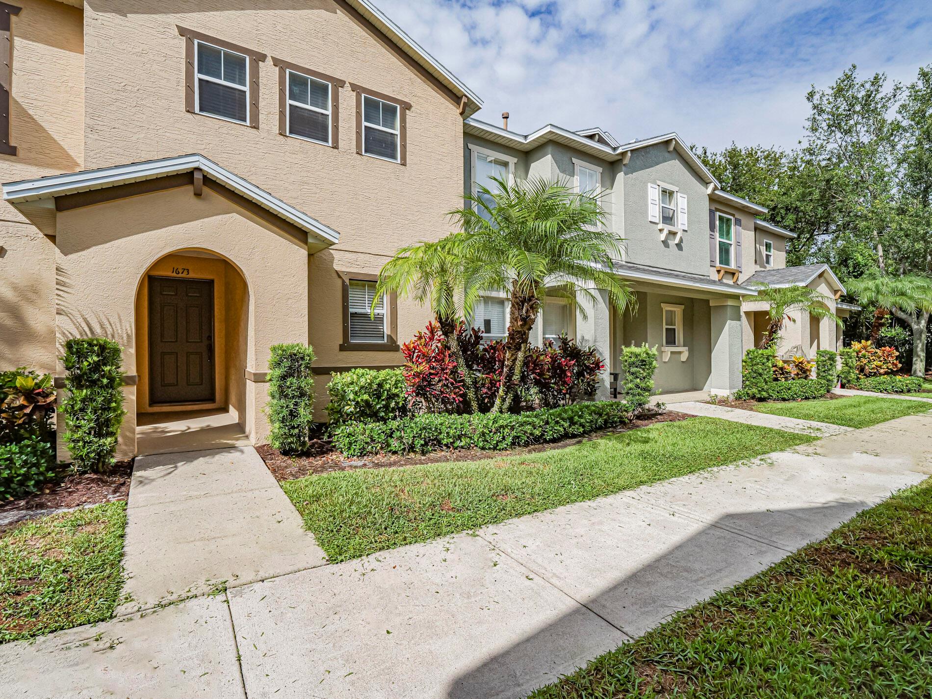 1673 Pointe West Way
