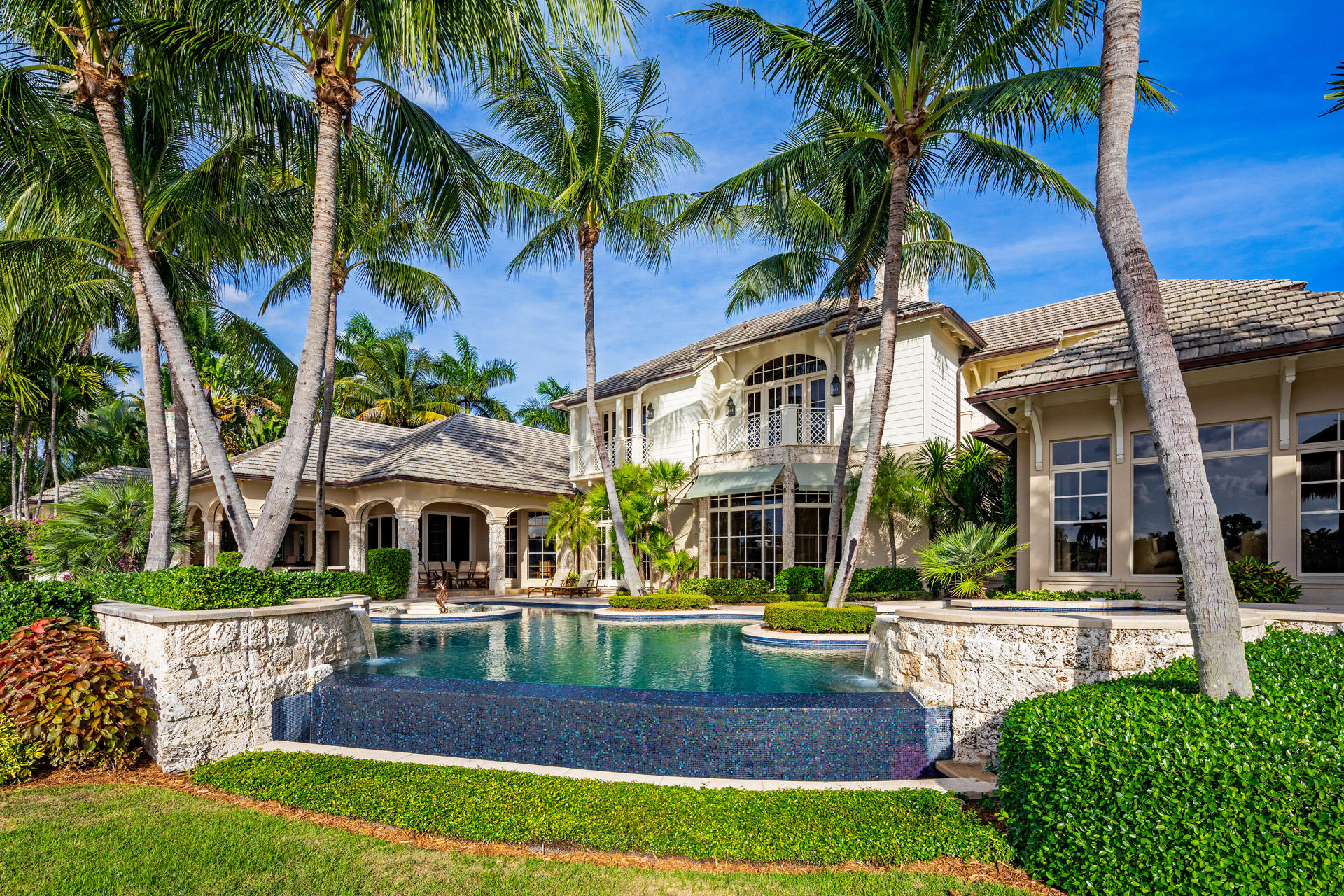 WATERWAY LANE - Residential