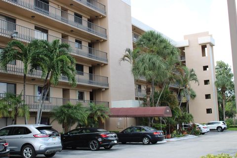 A home in Lake Worth