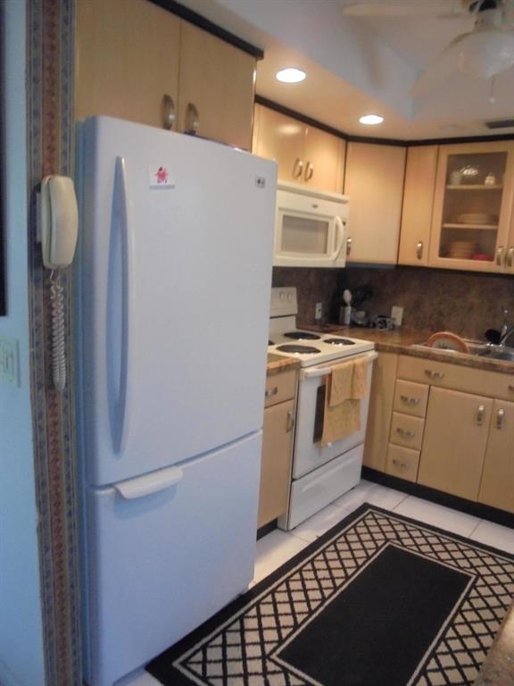 CENTURY VILLAGE CONDO - Residential