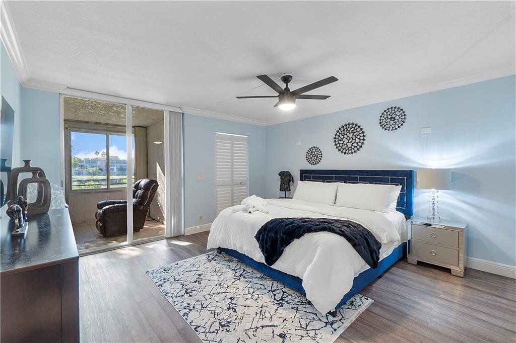 Palm Lakes Condo - Residential