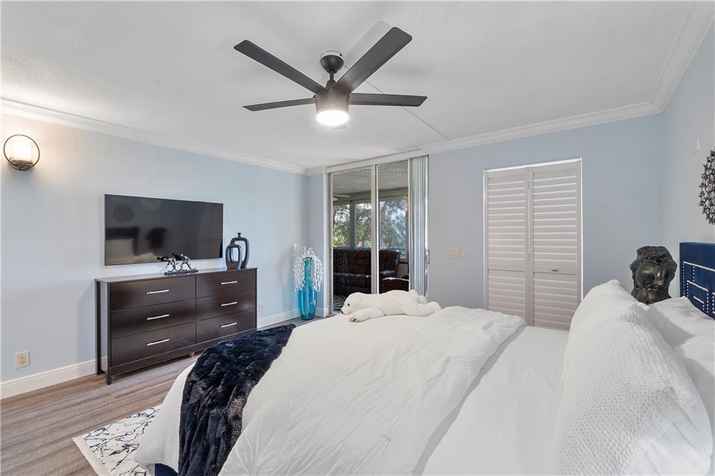 Palm Lakes Condo - Residential