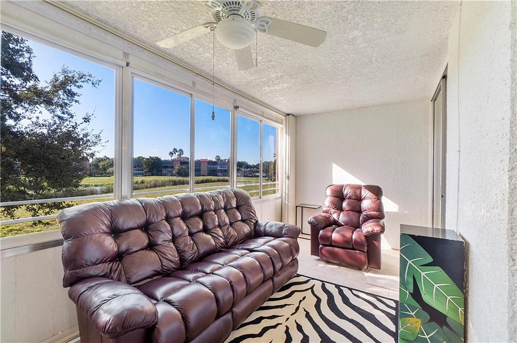 Palm Lakes Condo - Residential