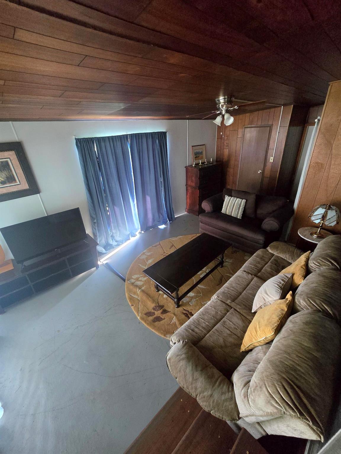TAYLOR CREEK - Residential