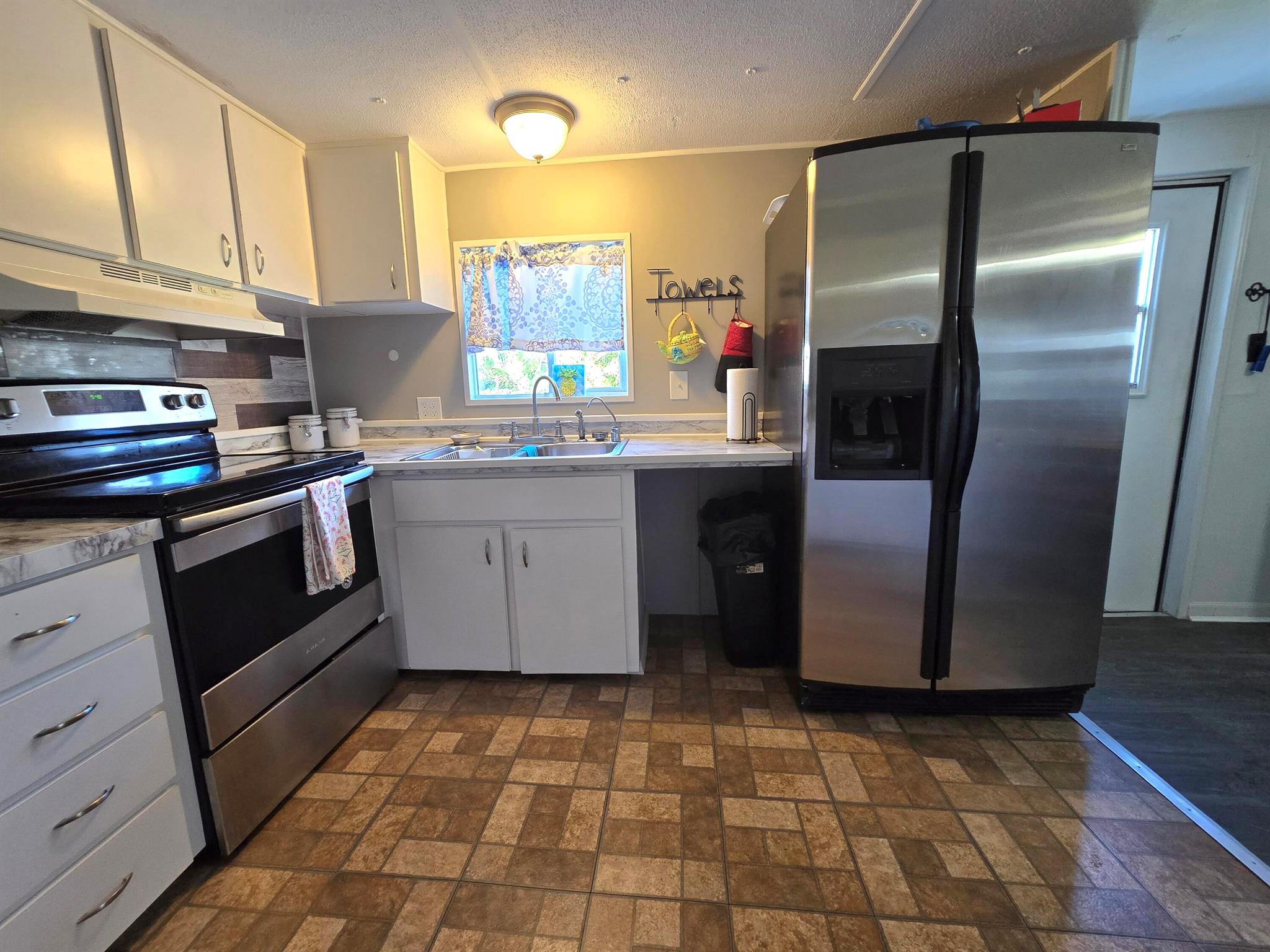 TAYLOR CREEK - Residential