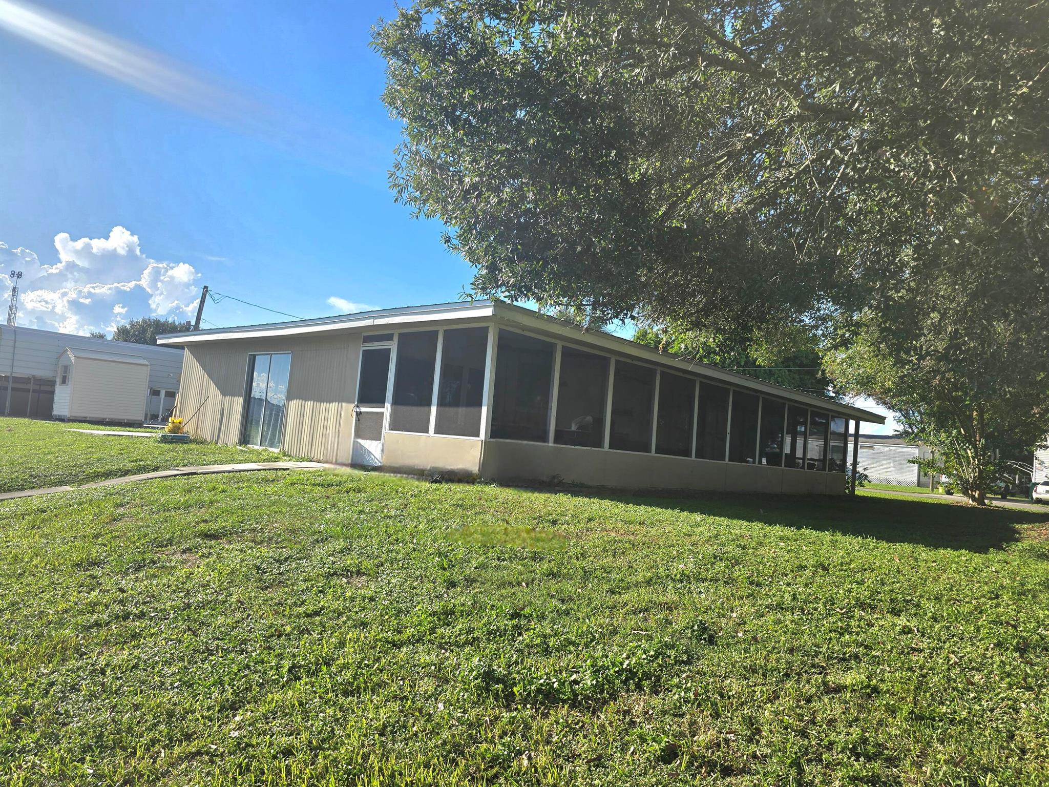 TAYLOR CREEK - Residential