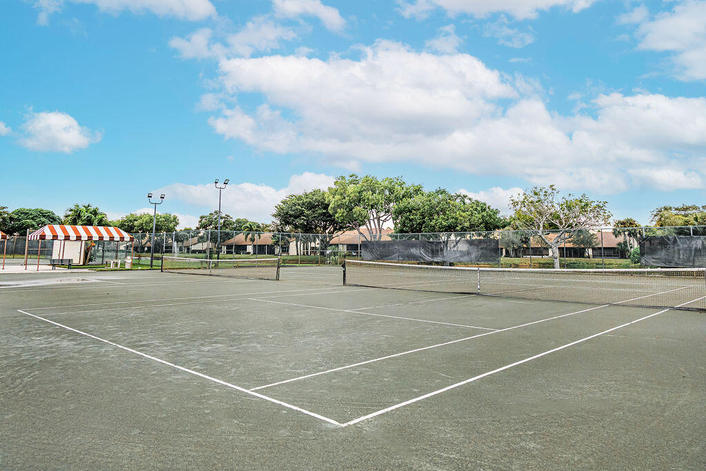 MEED RACQUET CLUB 5 - Residential Lease