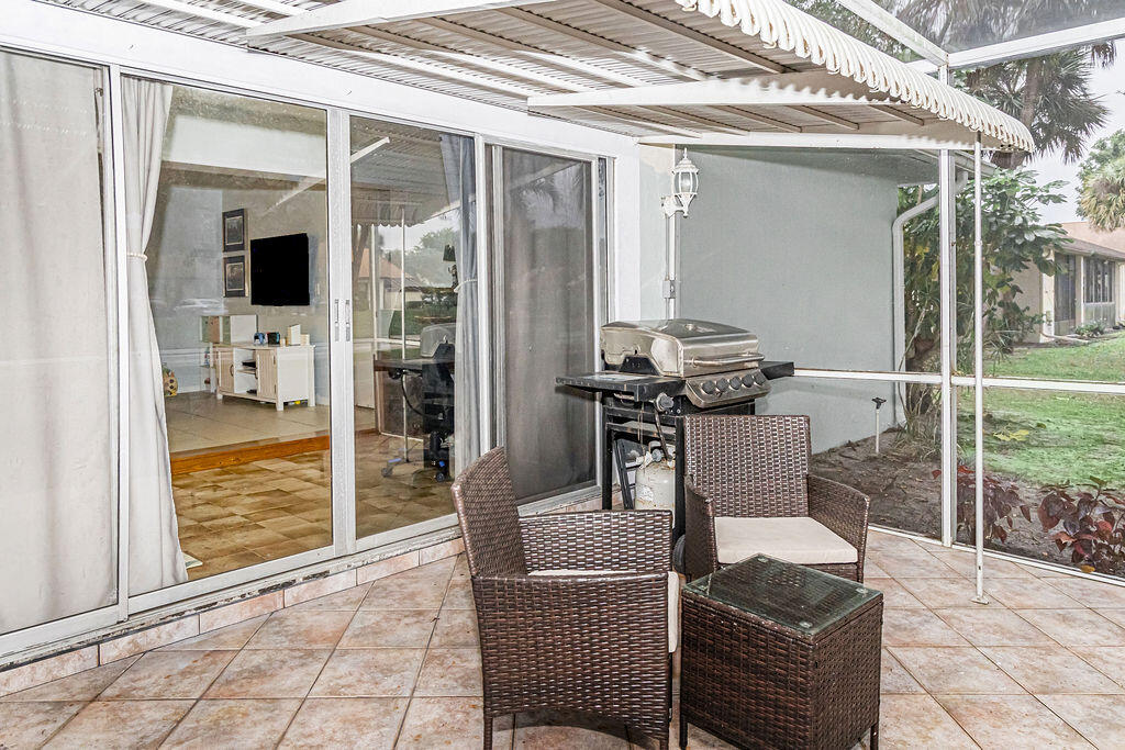 MEED RACQUET CLUB 5 - Residential Lease