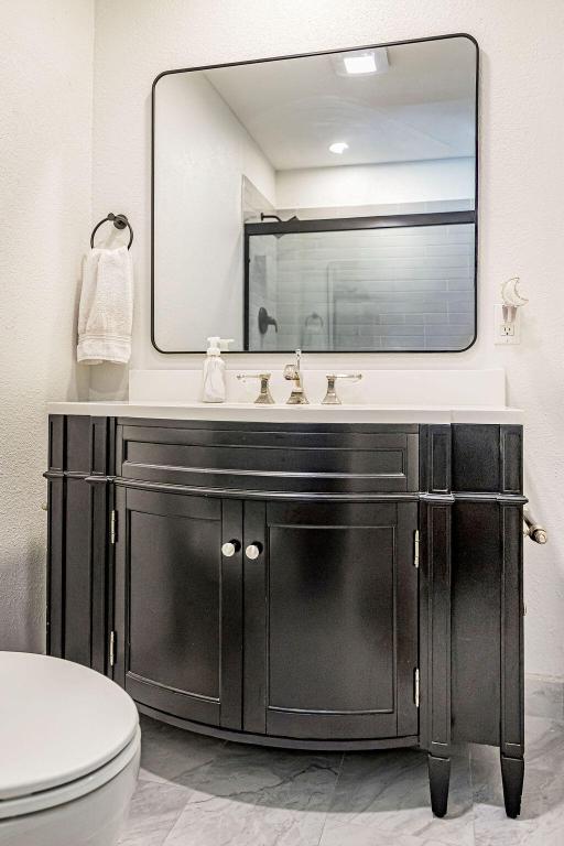 MEED RACQUET CLUB 5 - Residential Lease