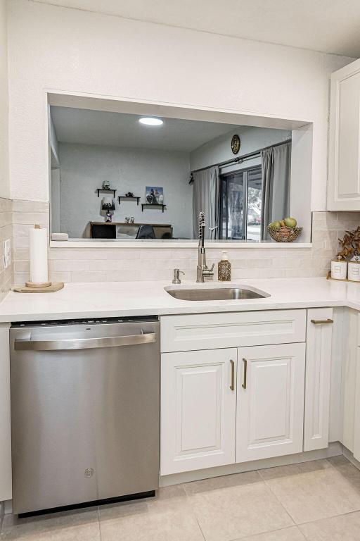 MEED RACQUET CLUB 5 - Residential Lease