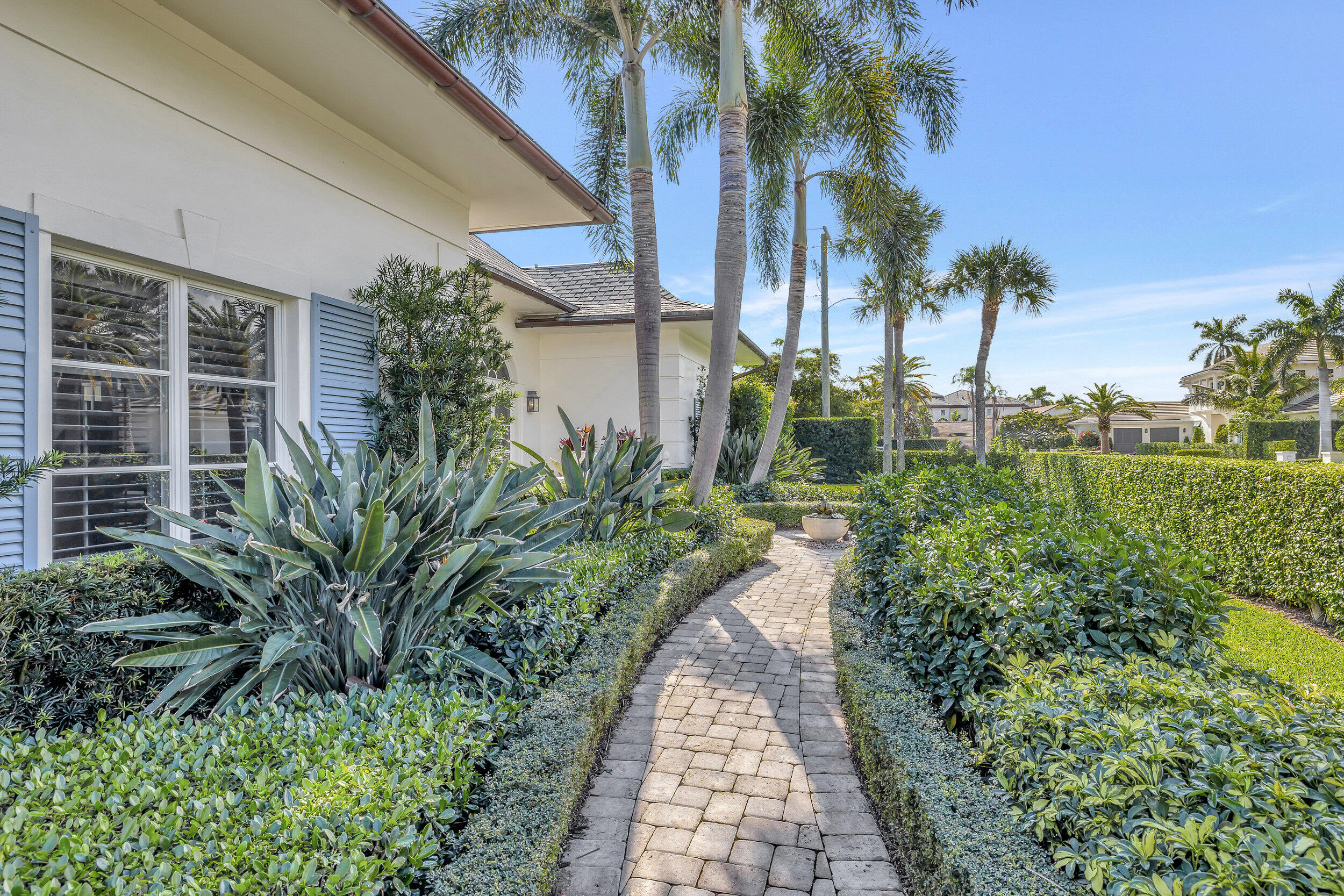 Point Manalapan - Residential