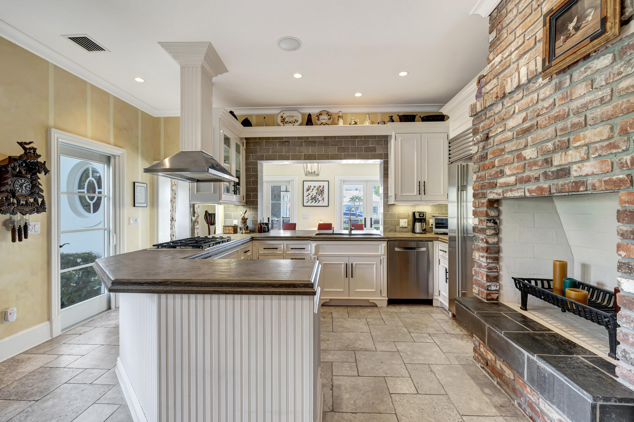 Point Manalapan - Residential