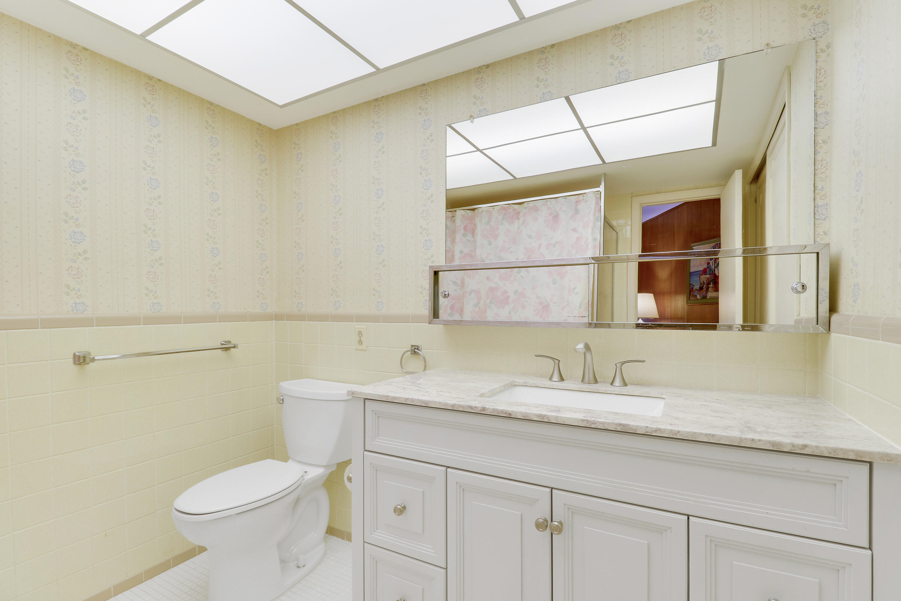 BLAIR HOUSE CONDO A - Residential