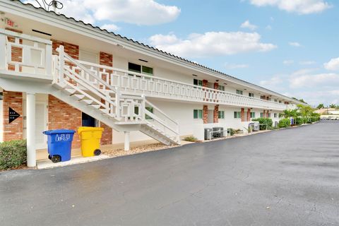 331 Tequesta Drive 212 Tequesta FL 33469