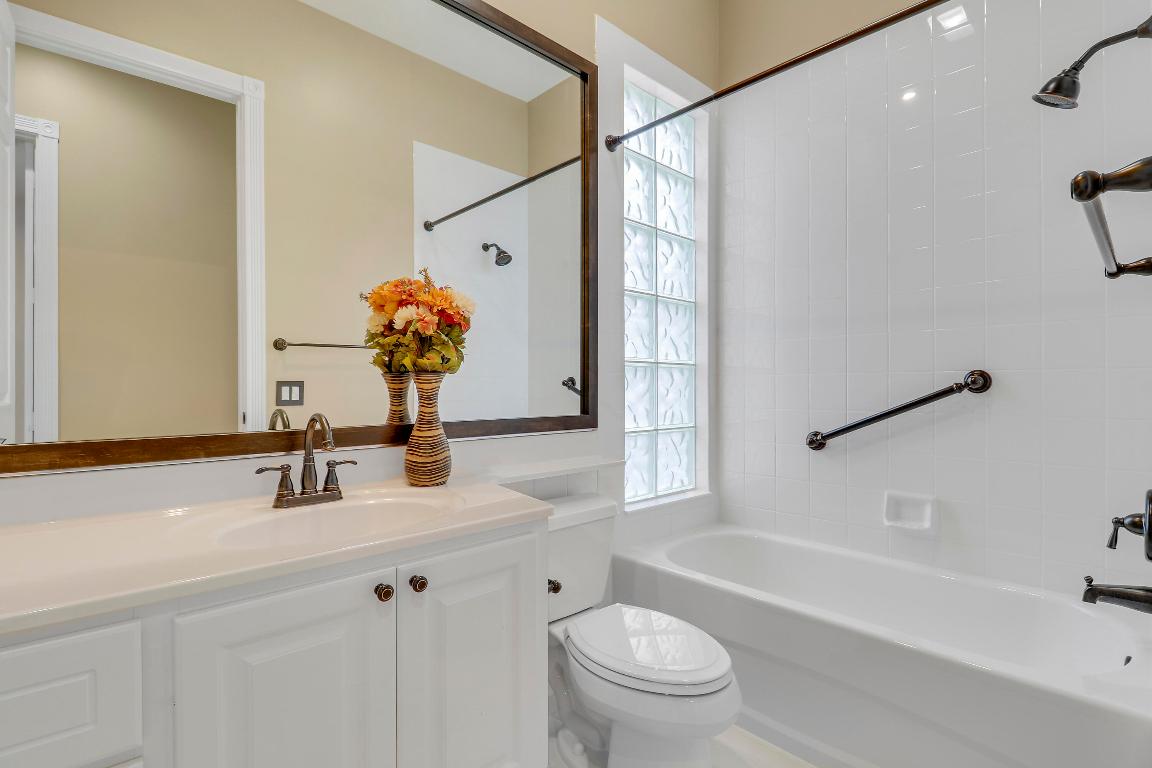 THE RETREAT - Residential