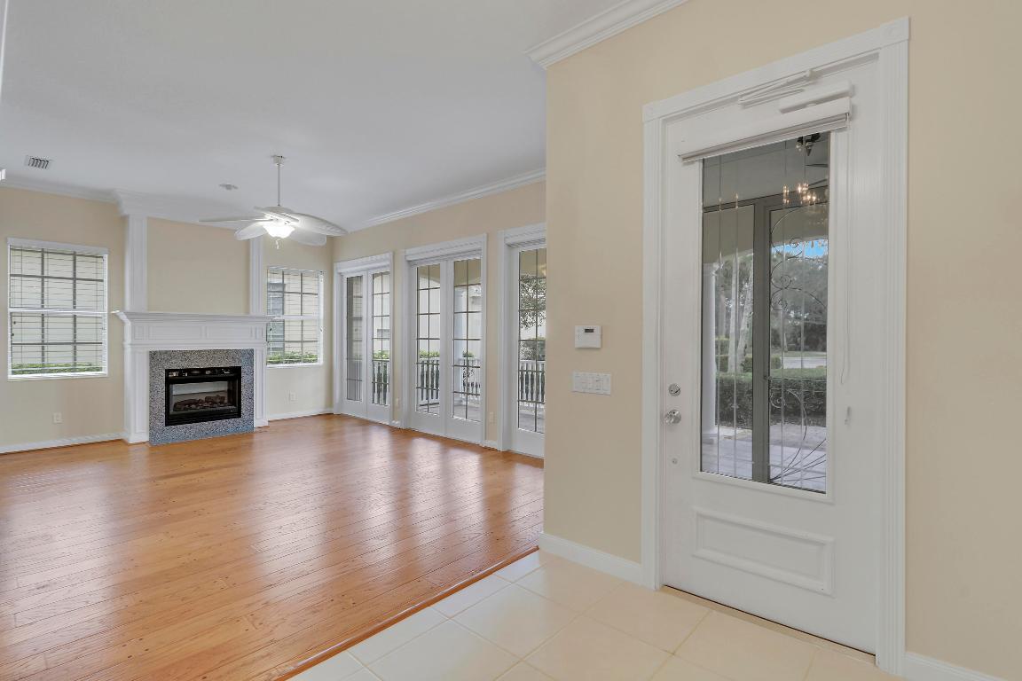 THE RETREAT - Residential