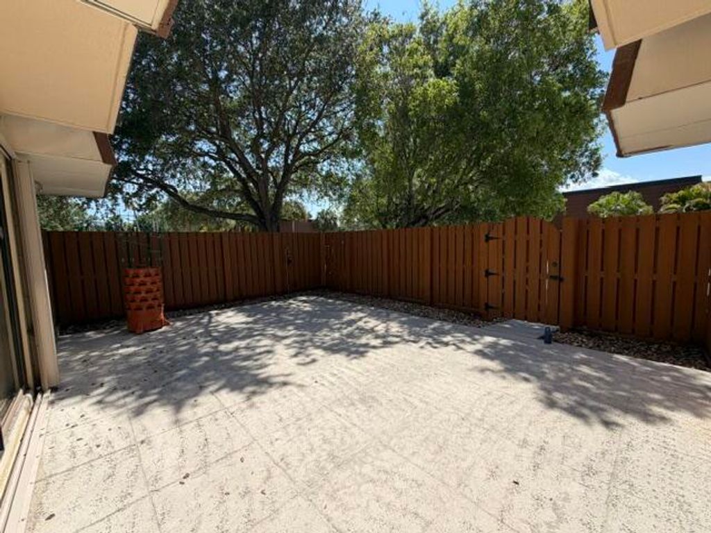 Photo of 3013 30th Court, Jupiter, FL 33477 (MLS # B26026532)