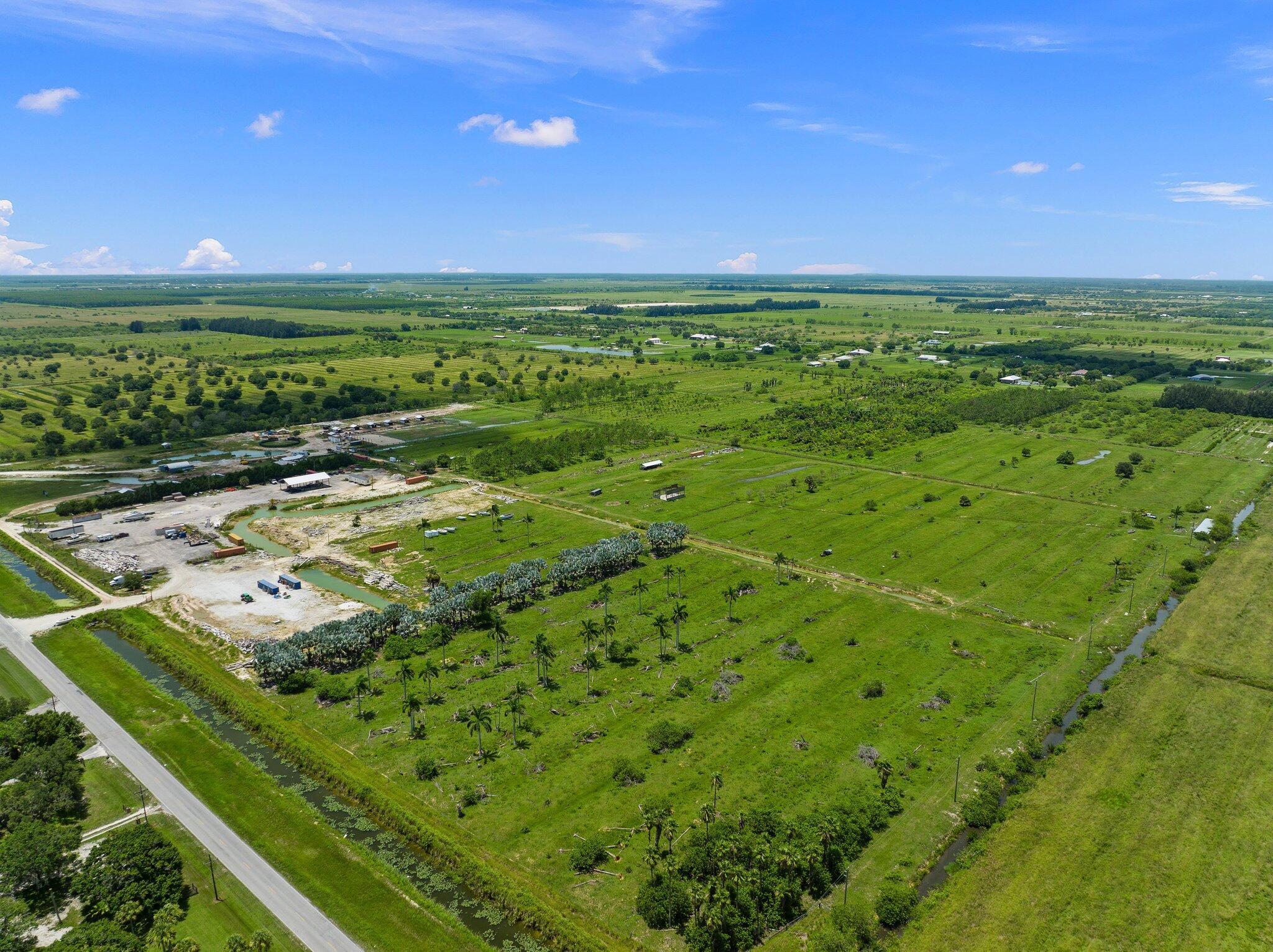 METES AND BOUNDS - Land