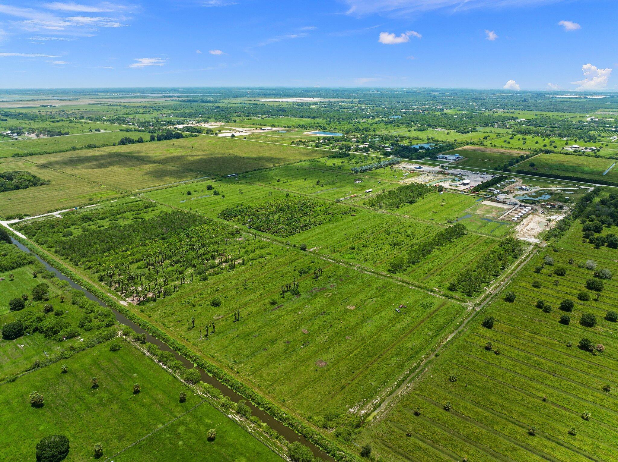 METES AND BOUNDS - Land