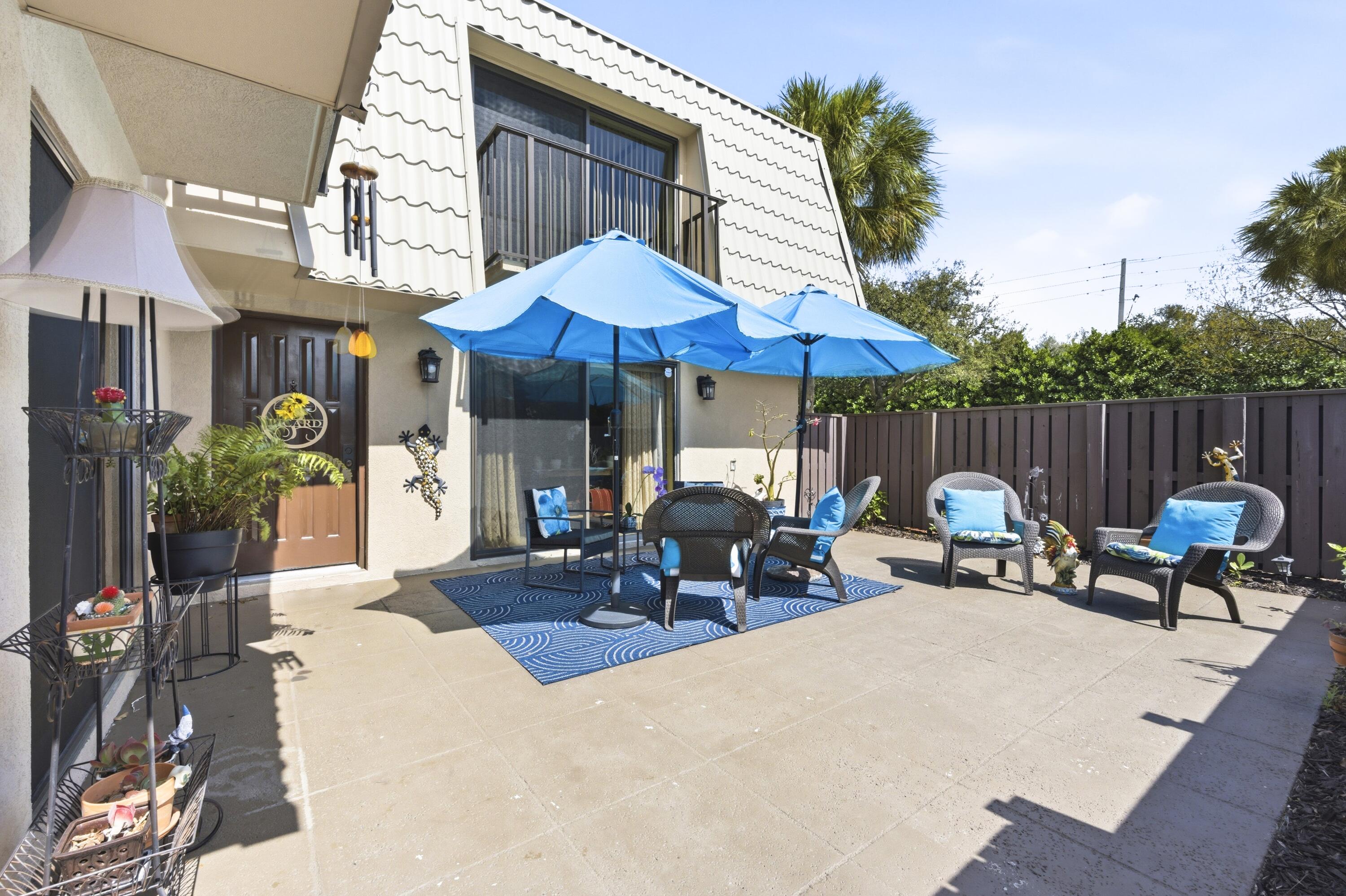 VILLAGE OF SANDALWOOD LAKES SOUTH - Residential