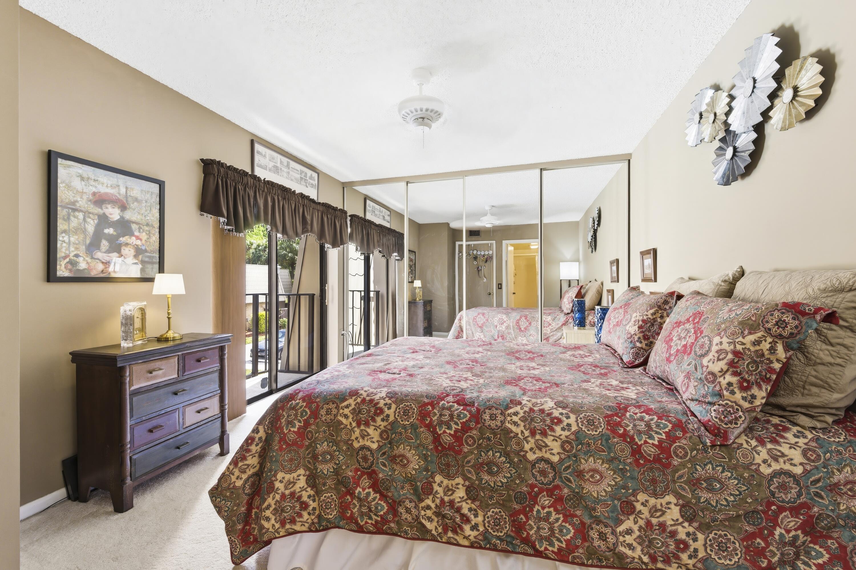 VILLAGE OF SANDALWOOD LAKES SOUTH - Residential