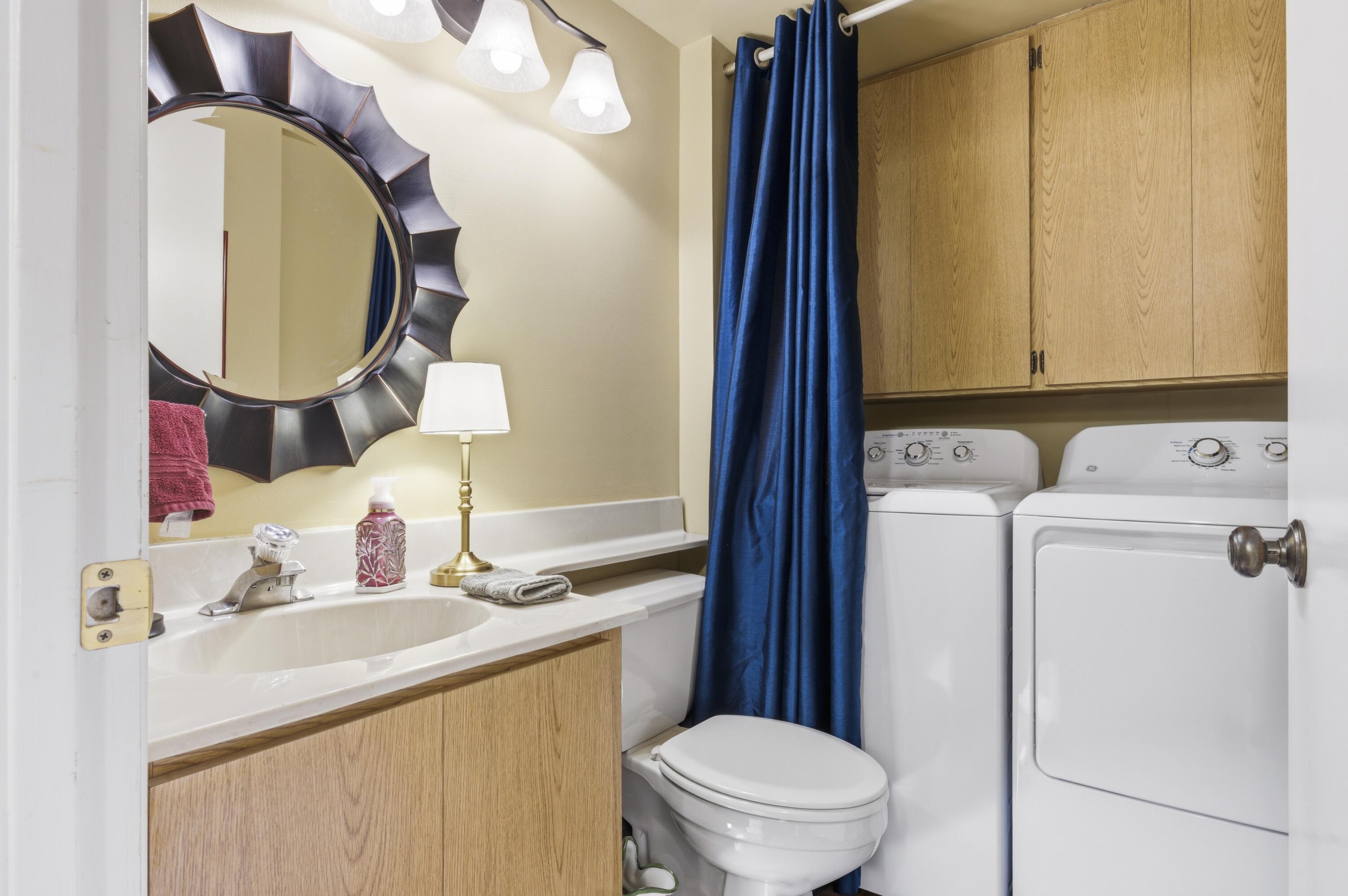 VILLAGE OF SANDALWOOD LAKES SOUTH - Residential