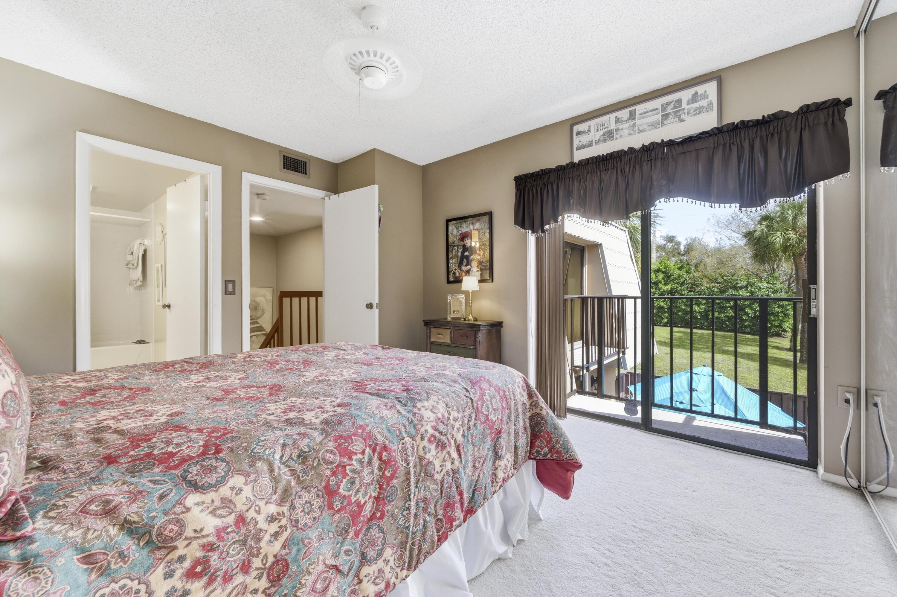 VILLAGE OF SANDALWOOD LAKES SOUTH - Residential