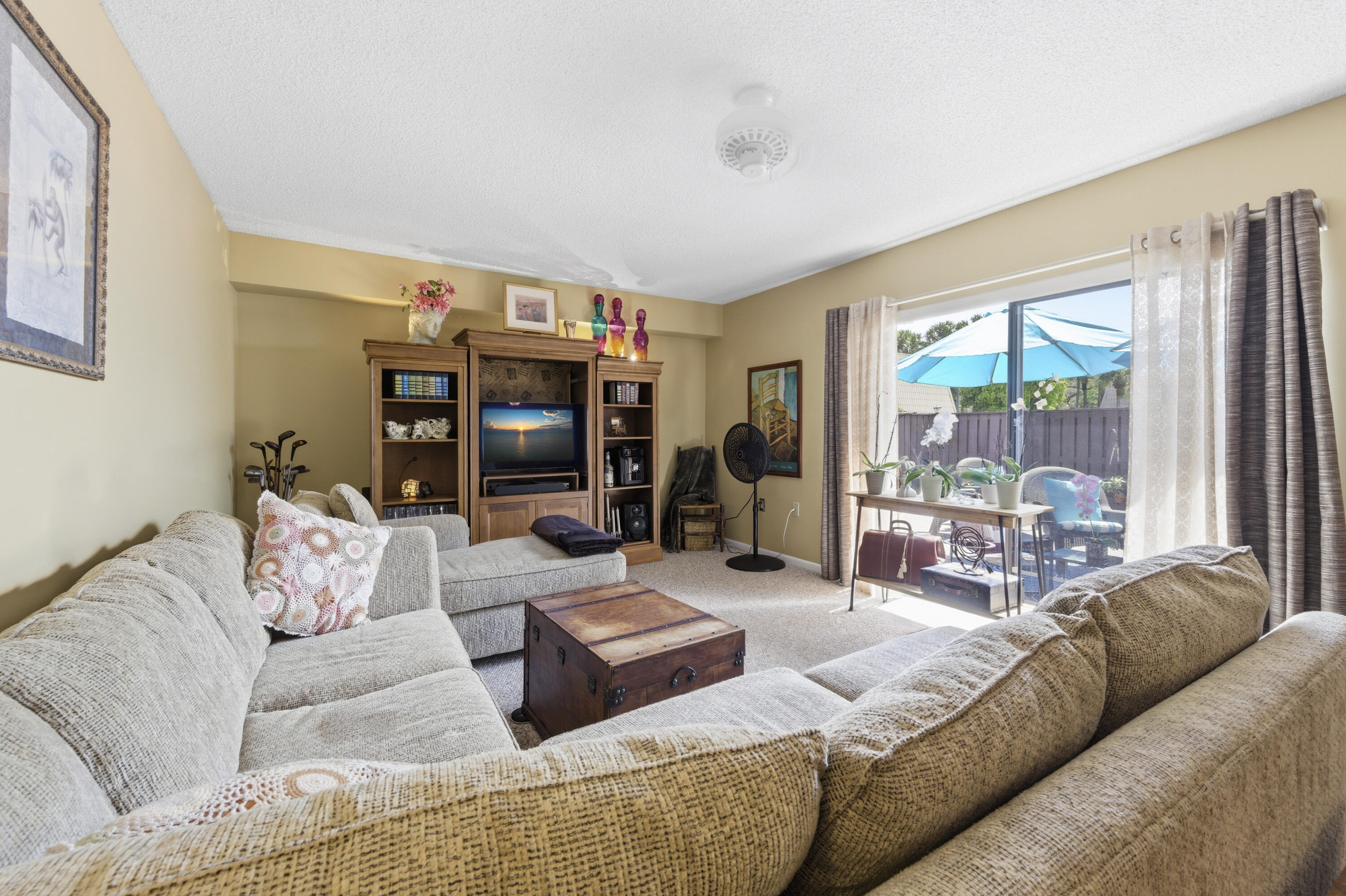 VILLAGE OF SANDALWOOD LAKES SOUTH - Residential