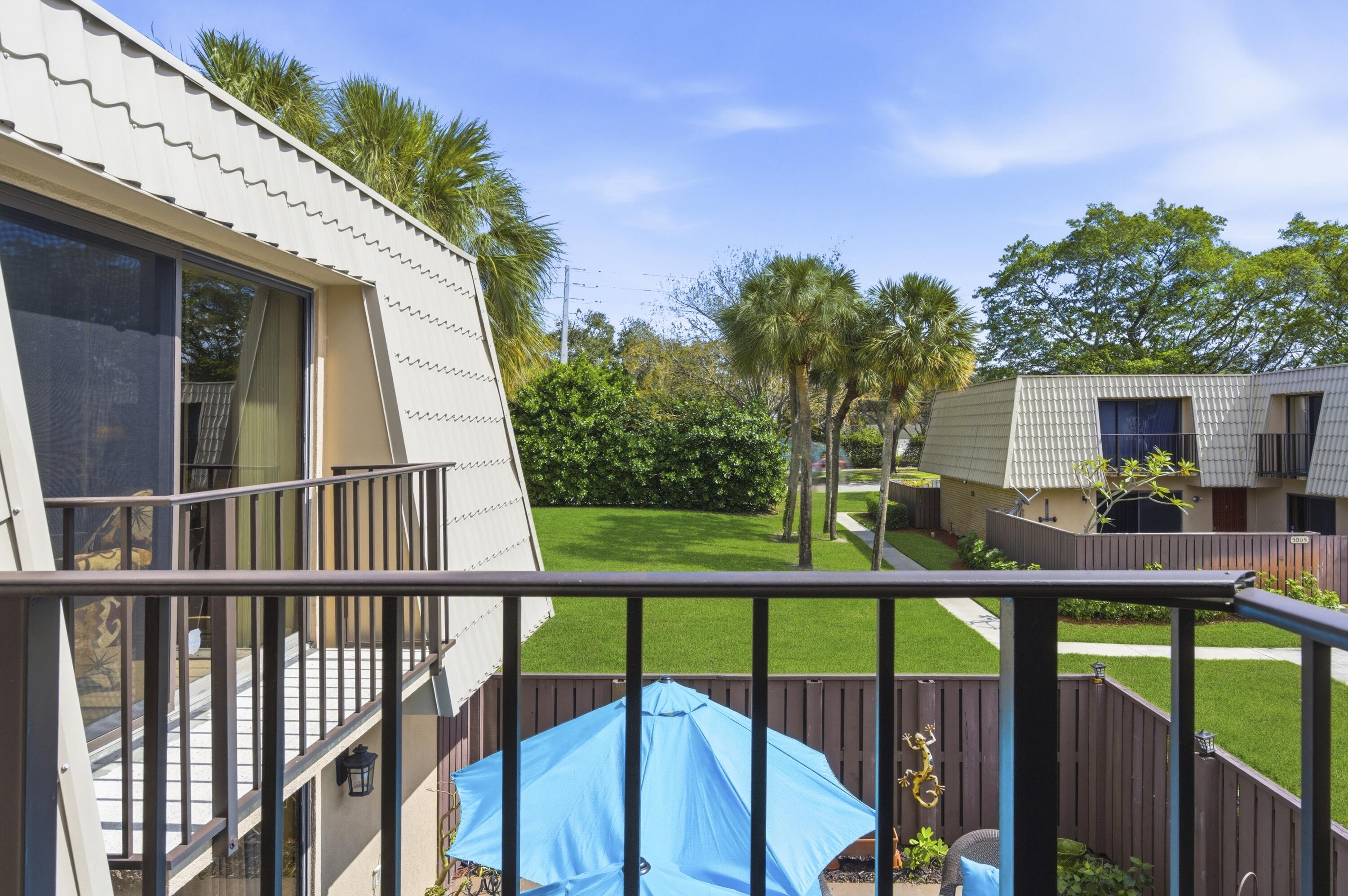 VILLAGE OF SANDALWOOD LAKES SOUTH - Residential