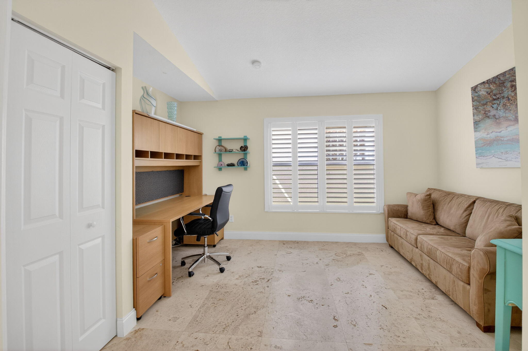 VALENCIA PALMS - Residential