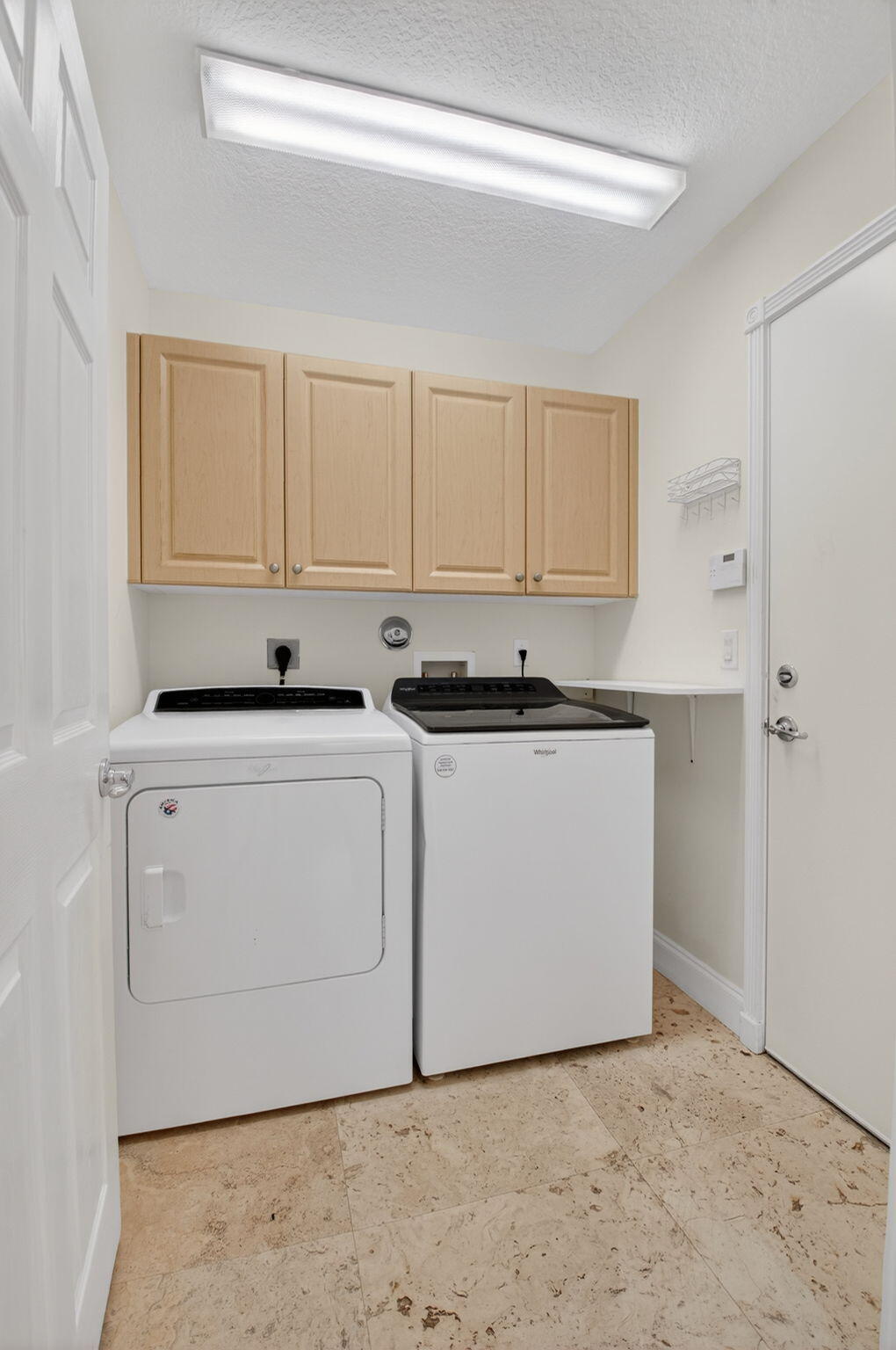 VALENCIA PALMS - Residential