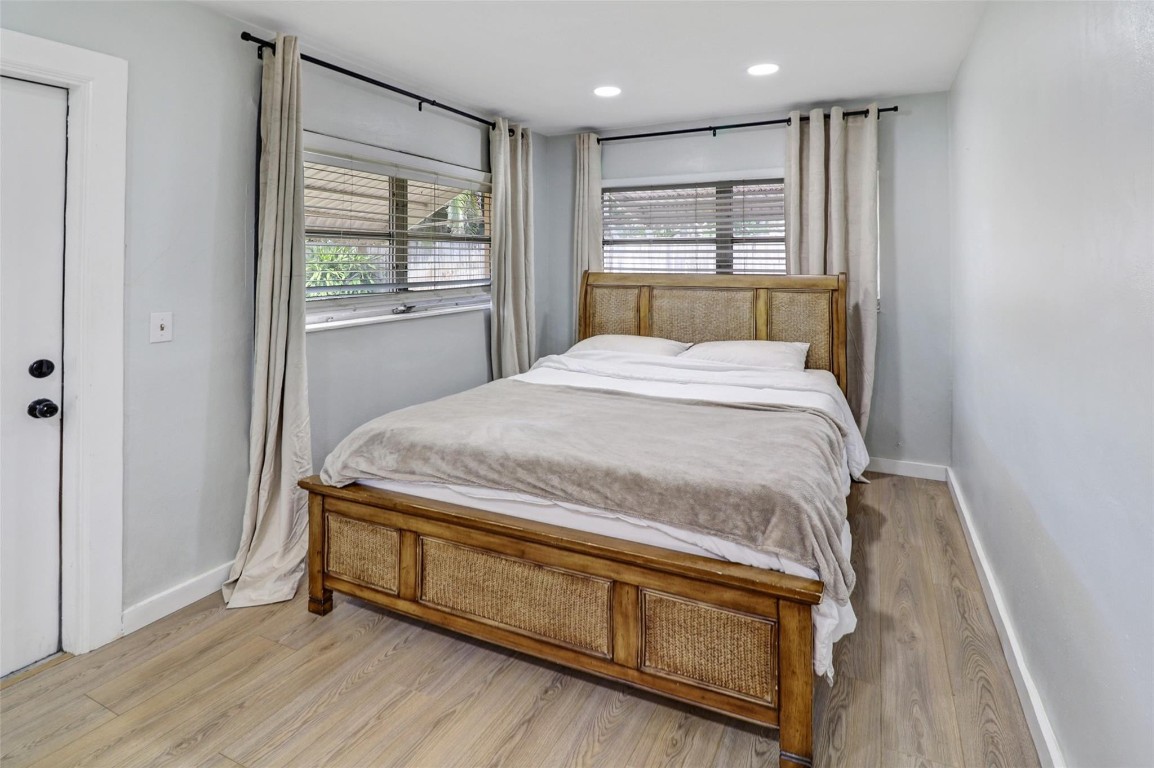 North Andrews Terrace 32- - Residential