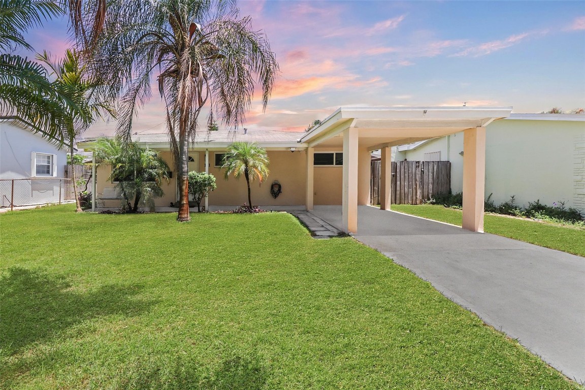 North Andrews Terrace 32- - Residential