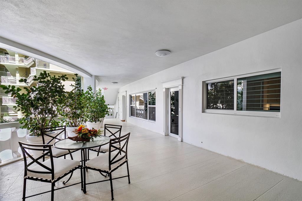 THREE HUNDRED SOUTH OCEAN - Residential