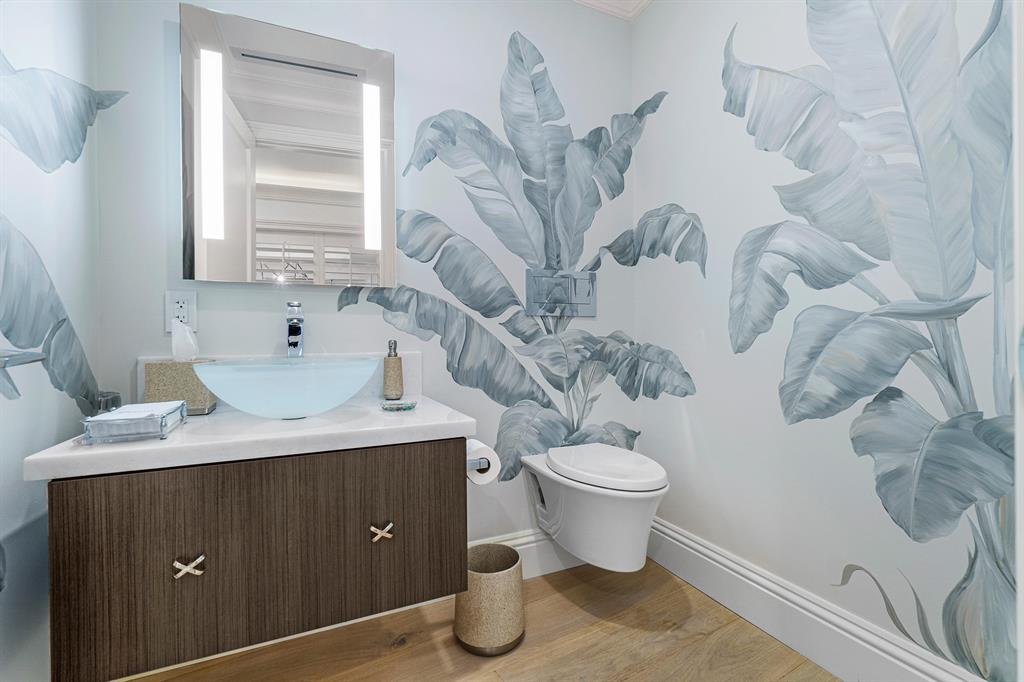 THREE HUNDRED SOUTH OCEAN - Residential